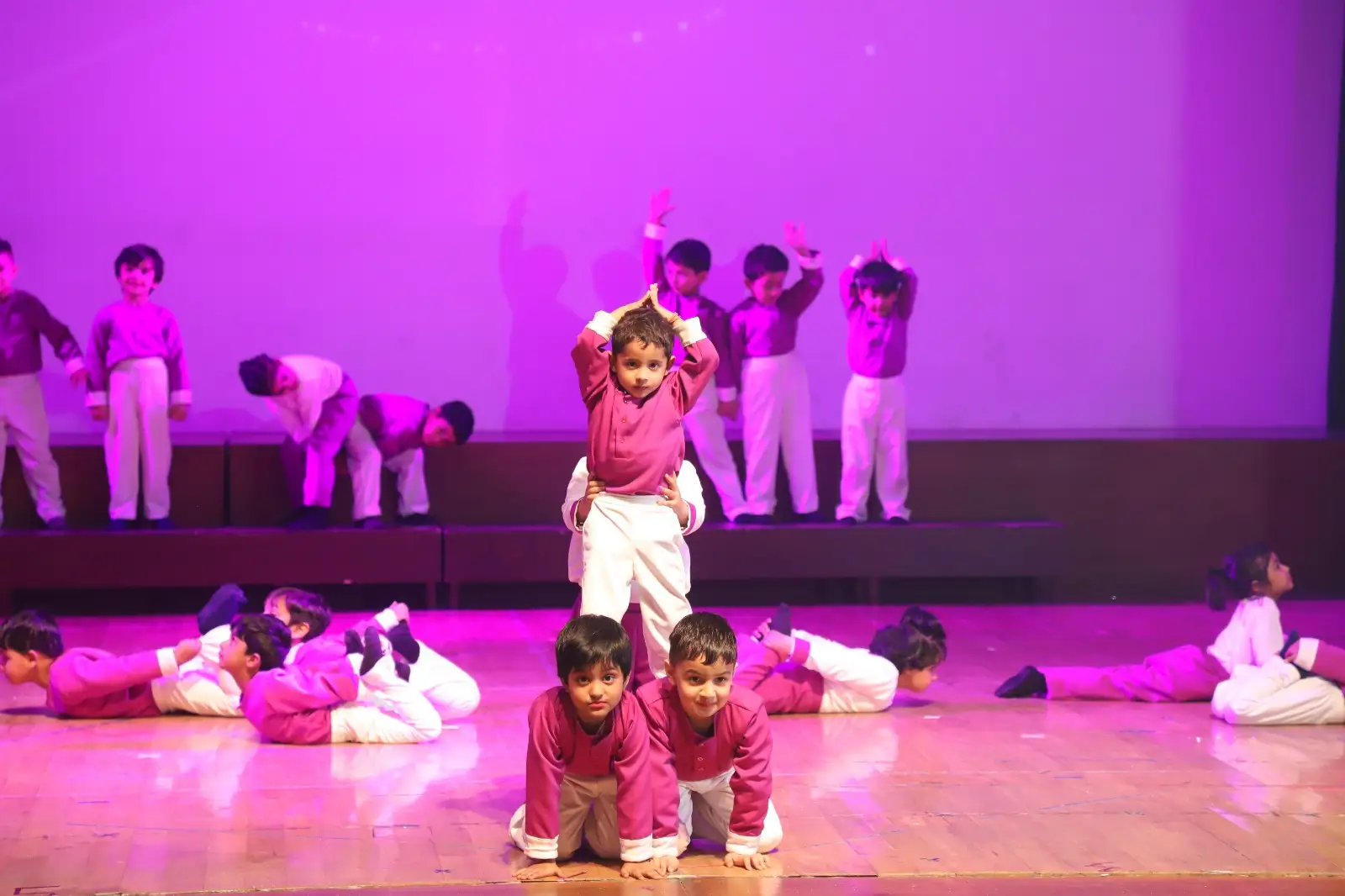 Satrangi Bharat: Shades of India